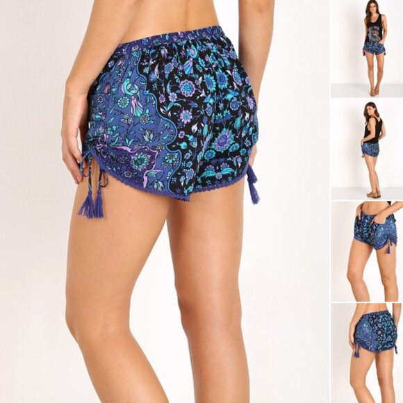 Spell Kiss The Sky Shorts - Picture 3 of 6